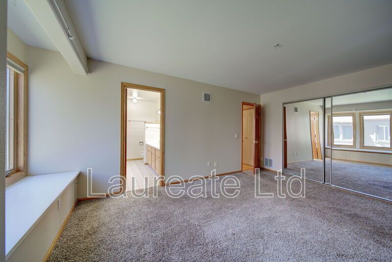 Beautiful Sprawling 2bd Condo in Genesee Village!! property image