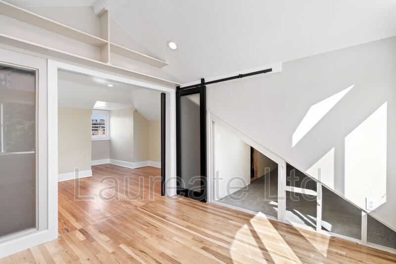 Gorgeous 1 Bedroom Attic unit! - Walk to Cheesman Park - property image