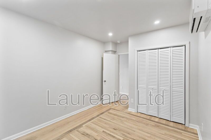 Beautifully Remodeled Denver Square 2 Bedroom 2 Bath Main Floor Unit in the Heart of Cap Hill!!! property image