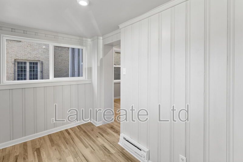 Beautifully Remodeled Denver Square 2 Bedroom 2 Bath Main Floor Unit in the Heart of Cap Hill!!! property image