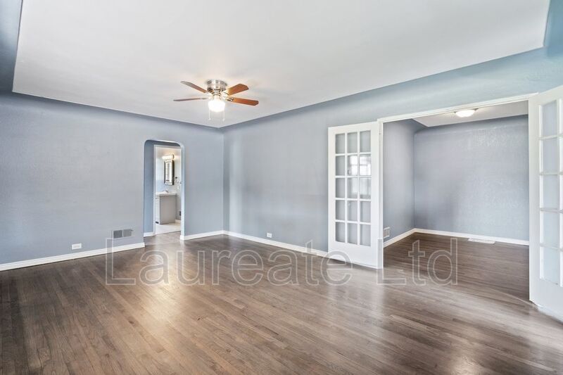 Spacious 3+ Bedroom triplex unit 2 blocks from City Park!!! property image