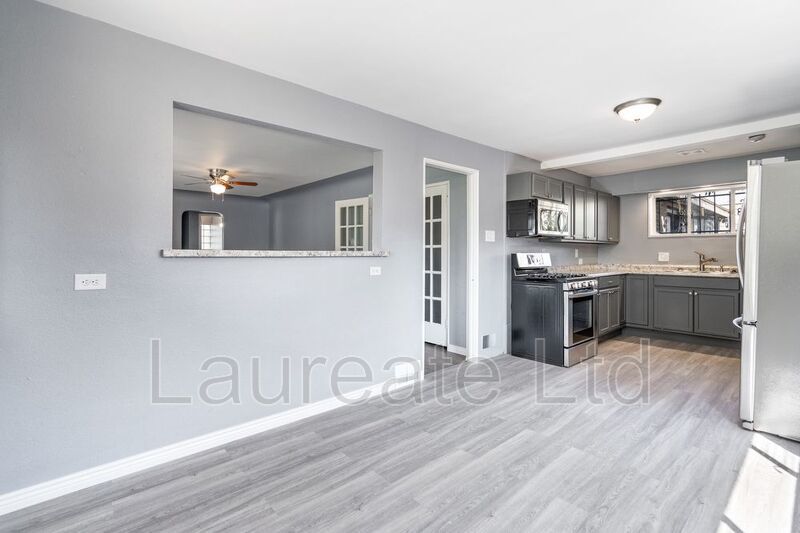 Spacious 3+ Bedroom triplex unit 2 blocks from City Park!!! property image