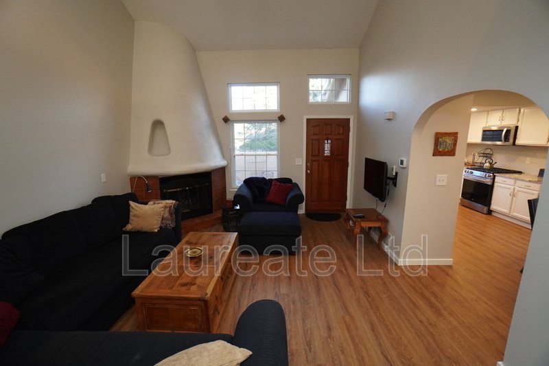 Stunning 2 Story Townhome with Finished Basement in the Heart of Lone Tree!!! property image