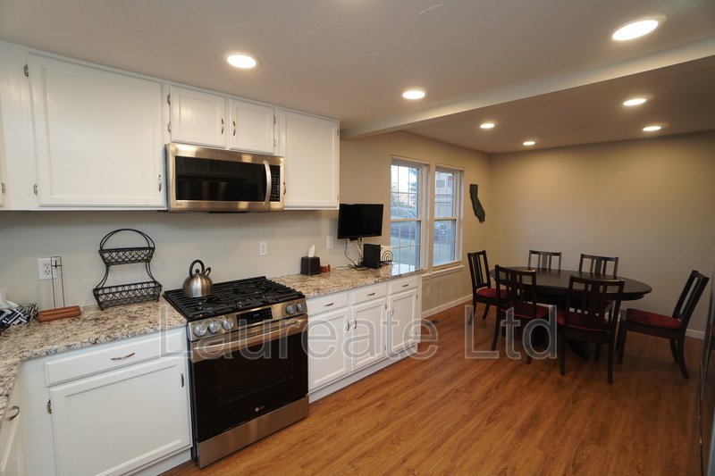 Stunning 2 Story Townhome with Finished Basement in the Heart of Lone Tree!!! property image