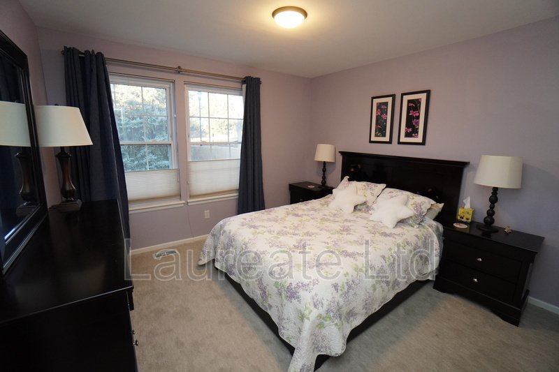 Stunning 2 Story Townhome with Finished Basement in the Heart of Lone Tree!!! property image