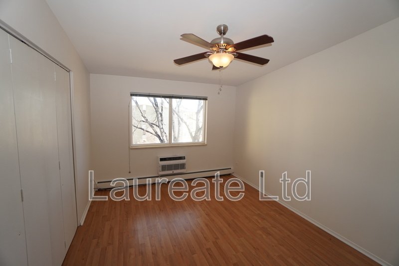 Bright and Open 2bd 2Ba 3rd floor Condo in 55+ Windsor Gardens Community property image
