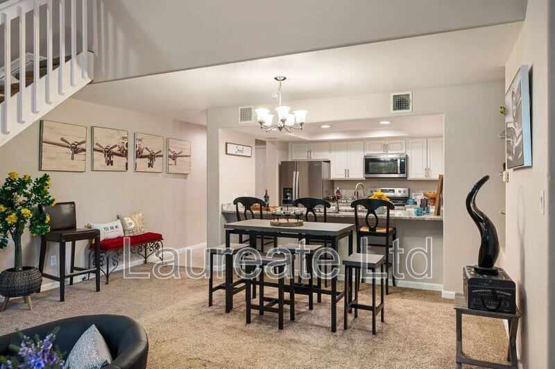 Stunning penthouse unit in sought after Genesee Village! property image