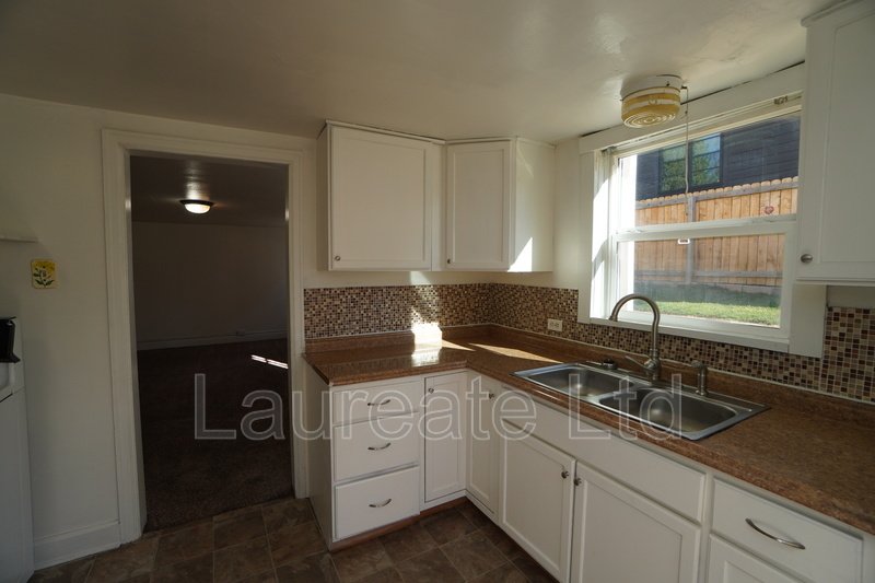 Charming garden level unit of Up/Down Duplex in Englewood!! property image