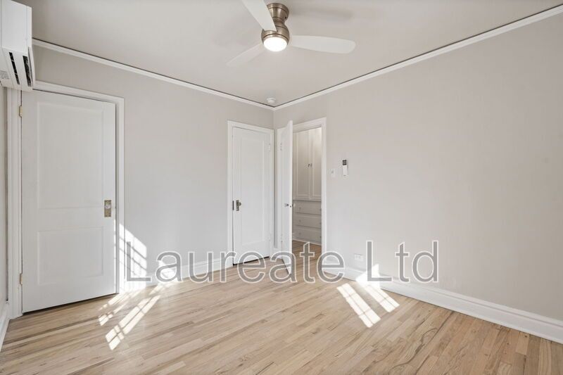Stunning remodeled 1 bedroom unit in Historic building in the Heart of Capitol Hill!! property image