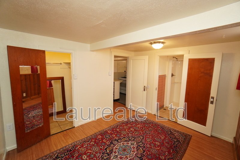 Quaint Basement Unit of Up/Down Duplex in the Heart of DU!! property image