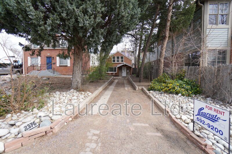 Charming 1 bedroom Single Family Carriage Home in the Heart of DU!!! property image