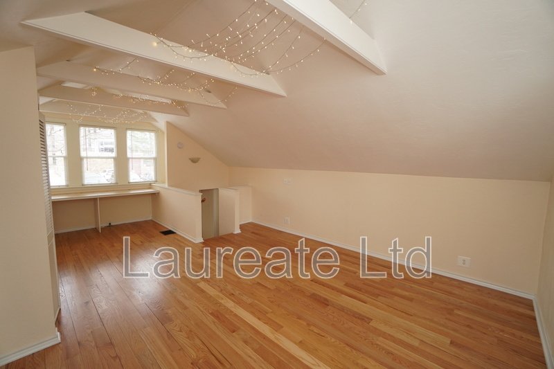 Charming 1 bedroom Single Family Carriage Home in the Heart of DU!!! property image