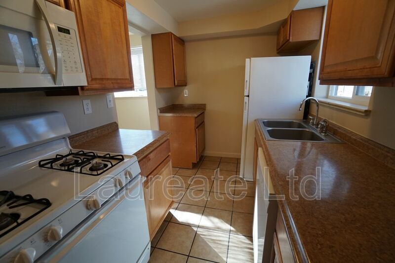 Spacious Garden Level 2 Bedroom in Aurora!! property image