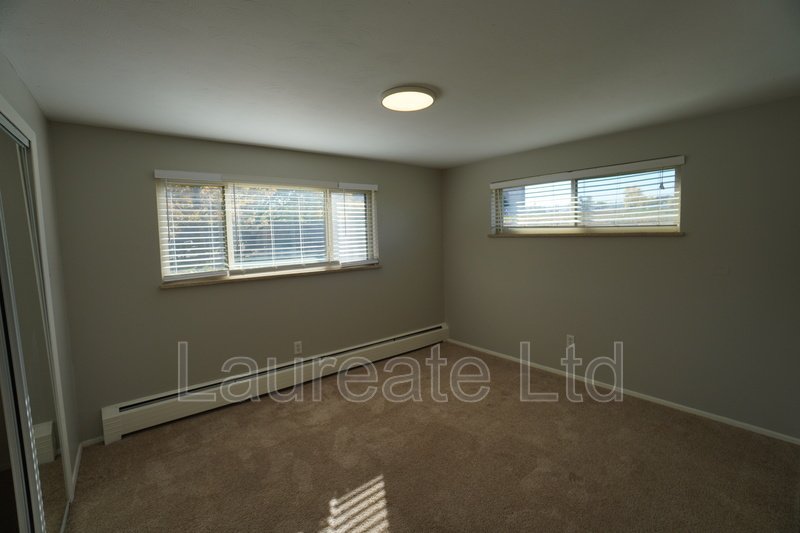 Spacious 2 Bed 1 Bath 2nd Floor unit in Lakewood!!! property image