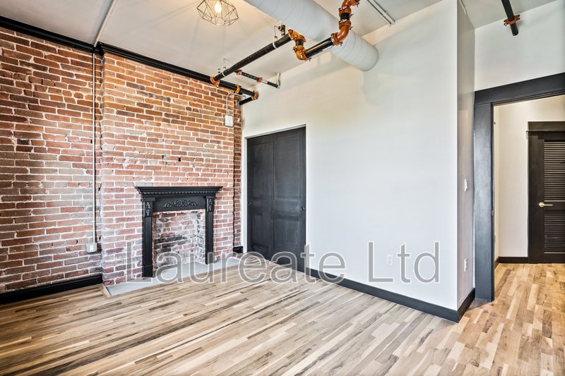 HISTORIC ALTA COURT LOFTS- WALK TO EVERYTHING! property image
