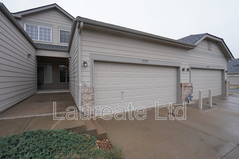 Newly Updated 2 Story Townhome in Centennial!! property image