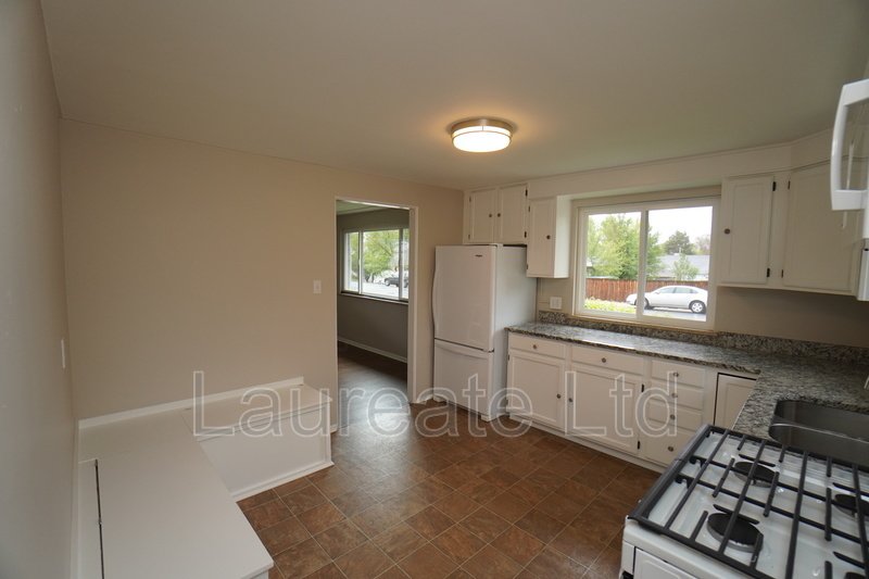 Newely Remodeled Spacious 3Bd Front Duplex in the Heart of Littleton!! property image