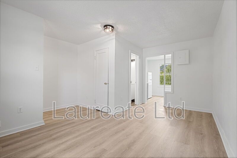 Newly Remodeled Studios in  the Heart of Colorado Springs!! property image