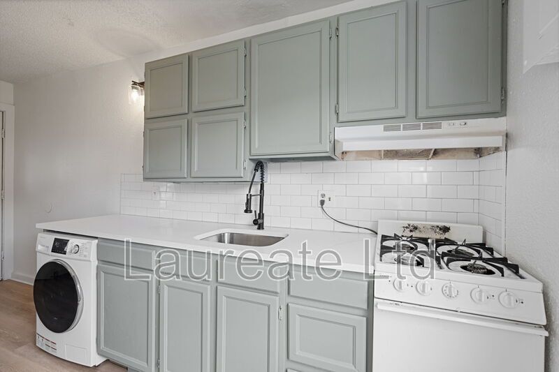 Newly Remodeled Studios in  the Heart of Colorado Springs!! property image