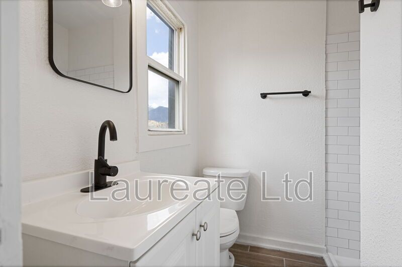 Newly Remodeled Studios in  the Heart of Colorado Springs!! property image