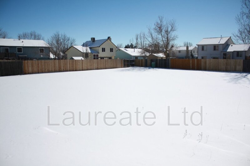 Spacious 6 Bedroom 3.5 bath 2 Story home with finished basement in Montbello!!! property image
