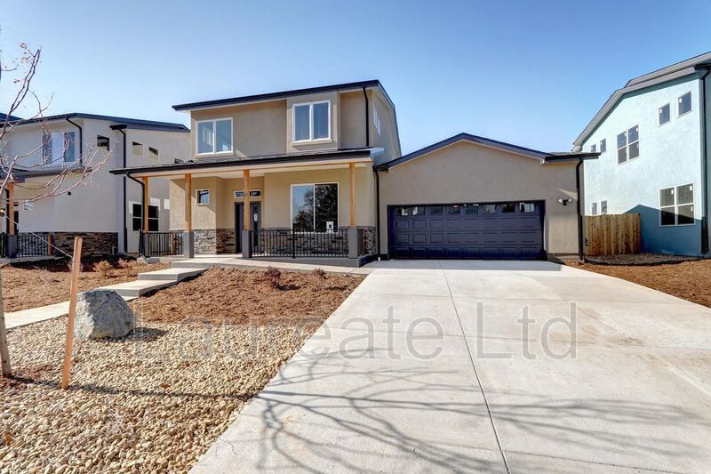 Sprawling 2 Story 4Bd 3.5Ba @ THE GARDENS ON JULIET property image