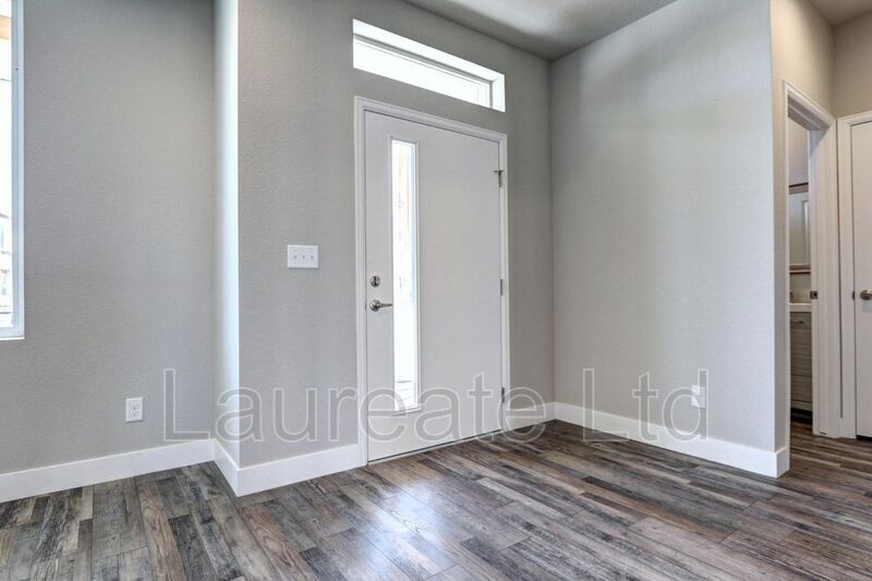 Sprawling 2 Story 4Bd 3.5Ba @ THE GARDENS ON JULIET property image