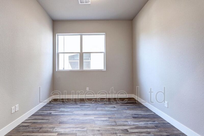 Sprawling 2 Story 4Bd 3.5Ba @ THE GARDENS ON JULIET property image