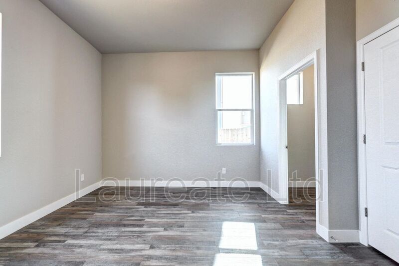 Sprawling 2 Story 4Bd 3.5Ba @ THE GARDENS ON JULIET property image