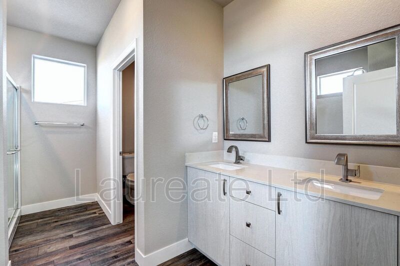 Sprawling 2 Story 4Bd 3.5Ba @ THE GARDENS ON JULIET property image