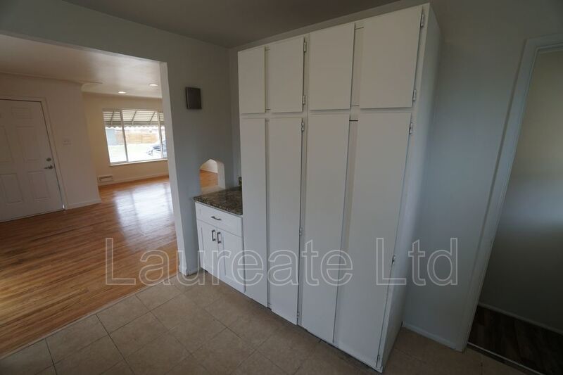 6 Bedroom Home in North Park Hill - Must See!! property image