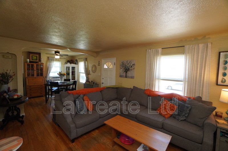 Charming 1 Bedroom Single Family Home with basement in Downtown Englewood!! property image