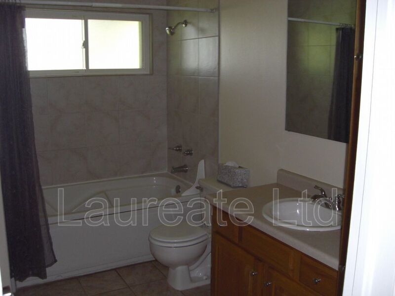 Nice 3+ Bed 2 bath in SE Denver - MUST SEE!! property image