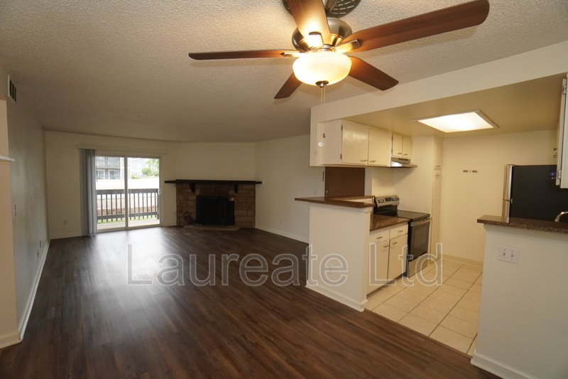 Newly updated Spacious 2 Bed 2 Bath Condo In Aurora!! property image