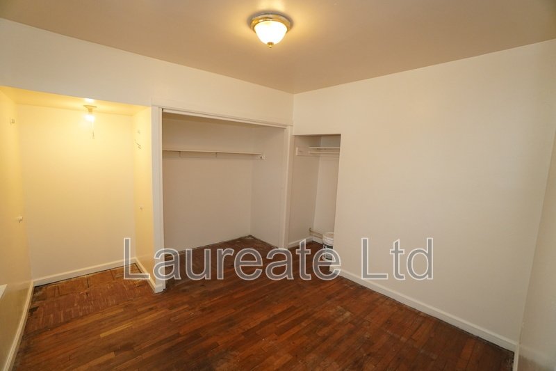 Adorable 1 Bedroom Carriage House in Aurora property image