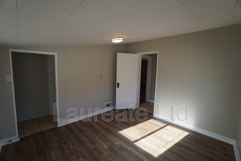 Private and Spacious 2+Bd 2Ba Single Family Home Minutes to Downtown Englewood! property image
