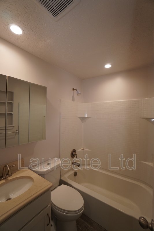 Cozy 2 Bedroom Single Family home in Sheridan!! property image