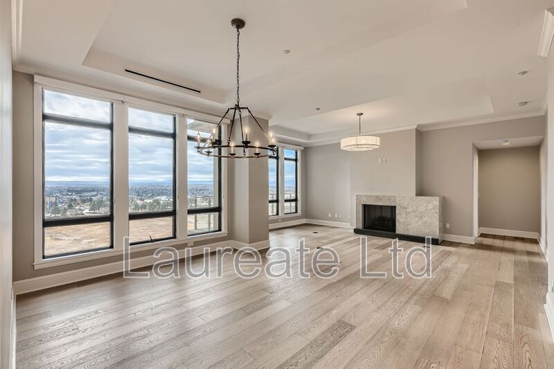 Stunning 2 Bedroom 10th Floor Condo with Western Views in Greenwood Village!! property image