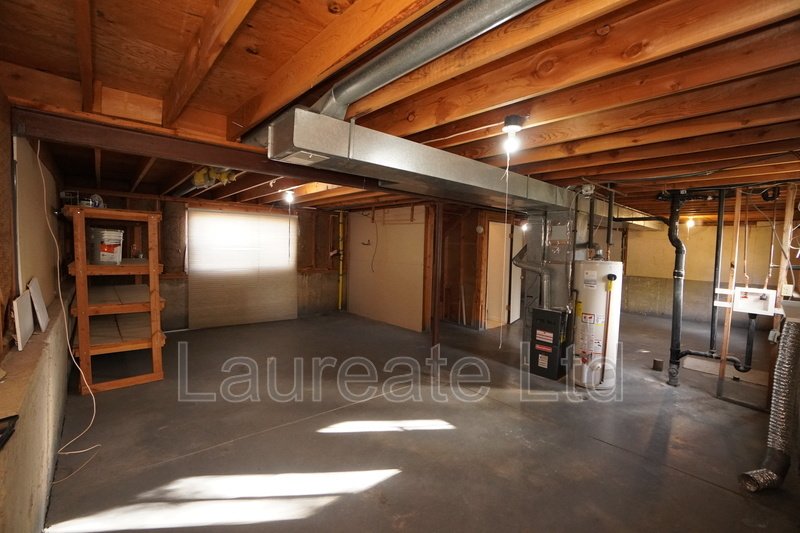 Charming 2 bederoom Bi-Level Single Home in SW Littleton/Lone Tree!! property image